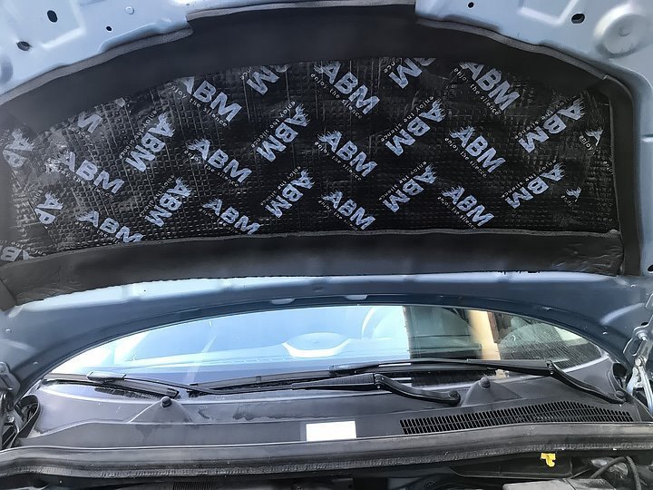 Prémiové samolepicí butylové zvukově izolační rohože ABM Xtreme v rolích, 1.5mm, 1m2 mata wygłuszająca,mata butylowa,mata wyciszająca,izolacja akustyczna mata--abm Prémiové samolepicí butylové zvukově izolační rohože ABM Xtreme v rolích, 1.5mm, 1m2 mata wygłuszająca,mata butylowa,mata wyciszająca,izolacja akustyczna mata--abm