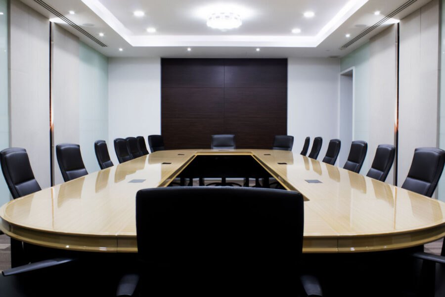 Jak zlepšit akustiku a zvukovou izolaci v konferenčních místnostech? Rady ABM Insulation